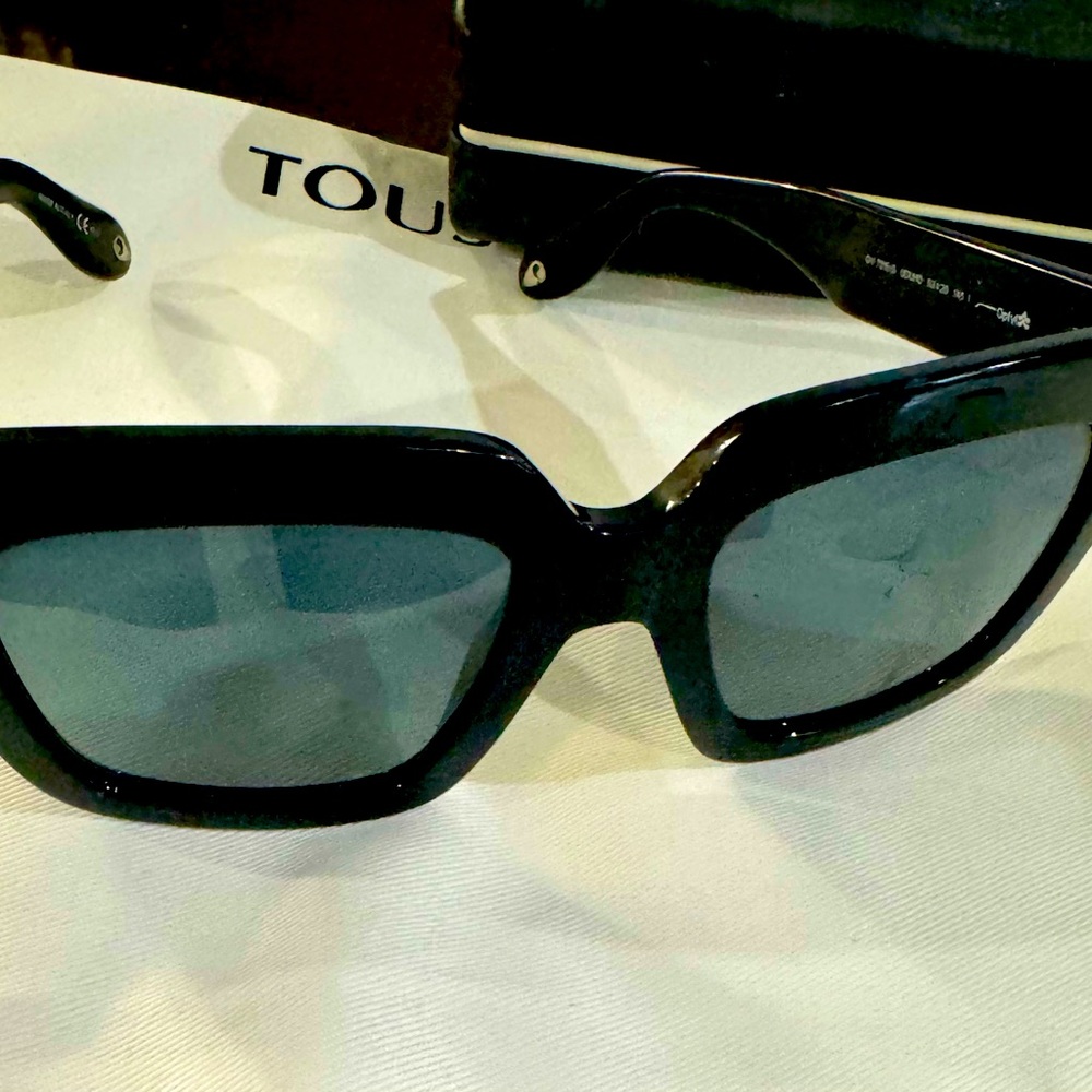 Givenchy sunglasses black